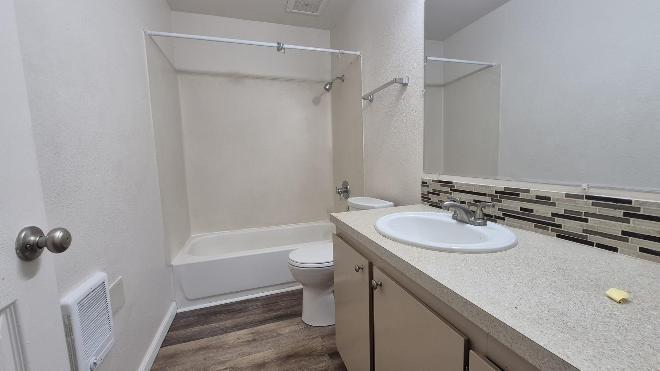3350 SW Beaverton Hillsdale Hwy – photo 4