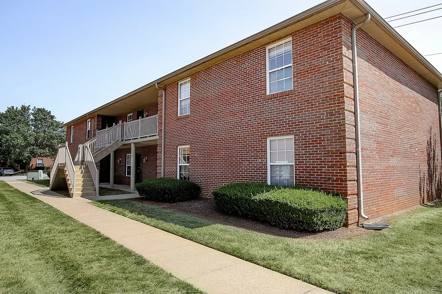 Lyndon Crossings Apartments – photo 5