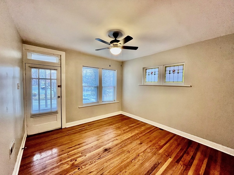 1535 McCausland Ave unit A – photo 3