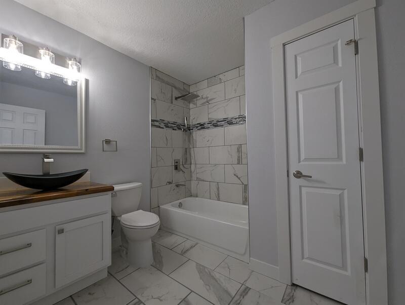 413 Jefferson St unit 14 – photo 4