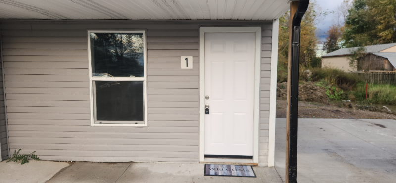 14572 N Saginaw Rd unit UNIT 1 – photo 5