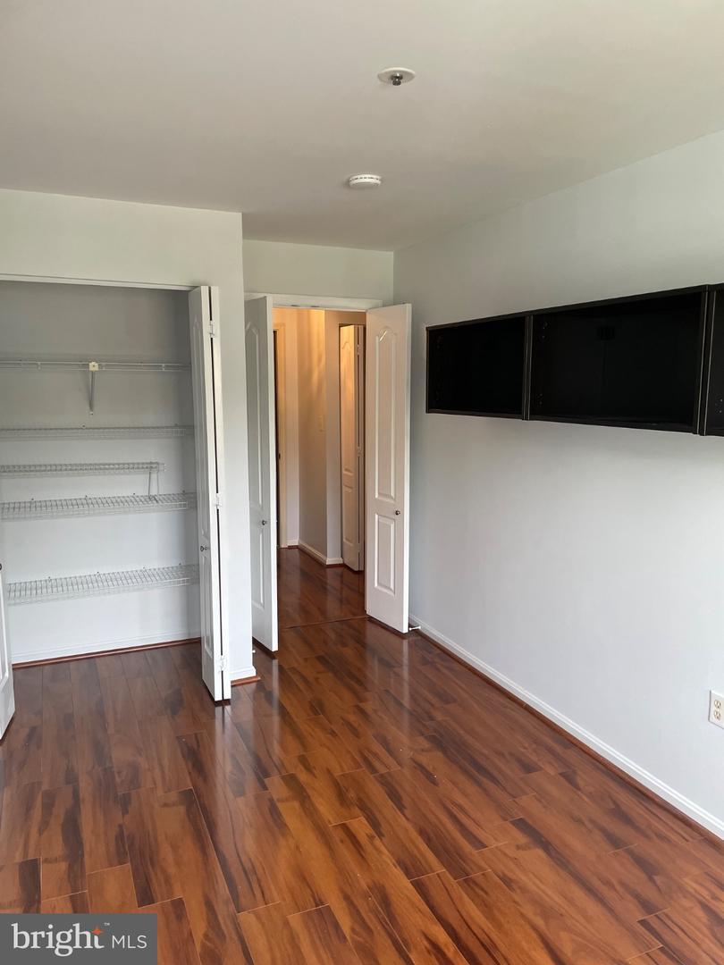 8371 Montgomery Run Rd unit J – photo 4