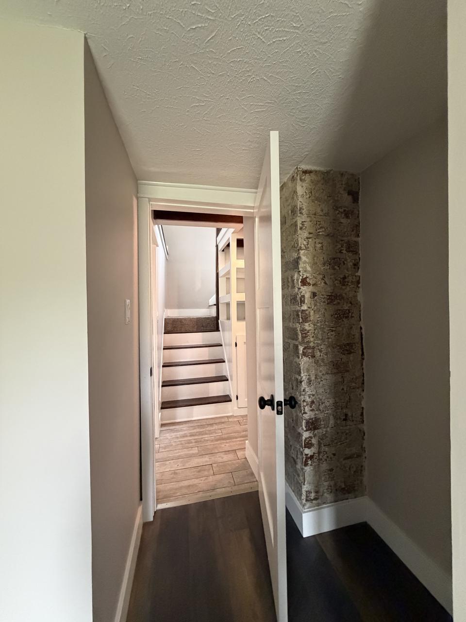 172 1st St – photo 4