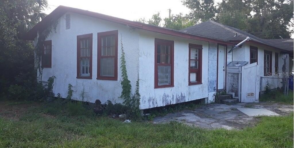 1031 Herschell St – photo 3