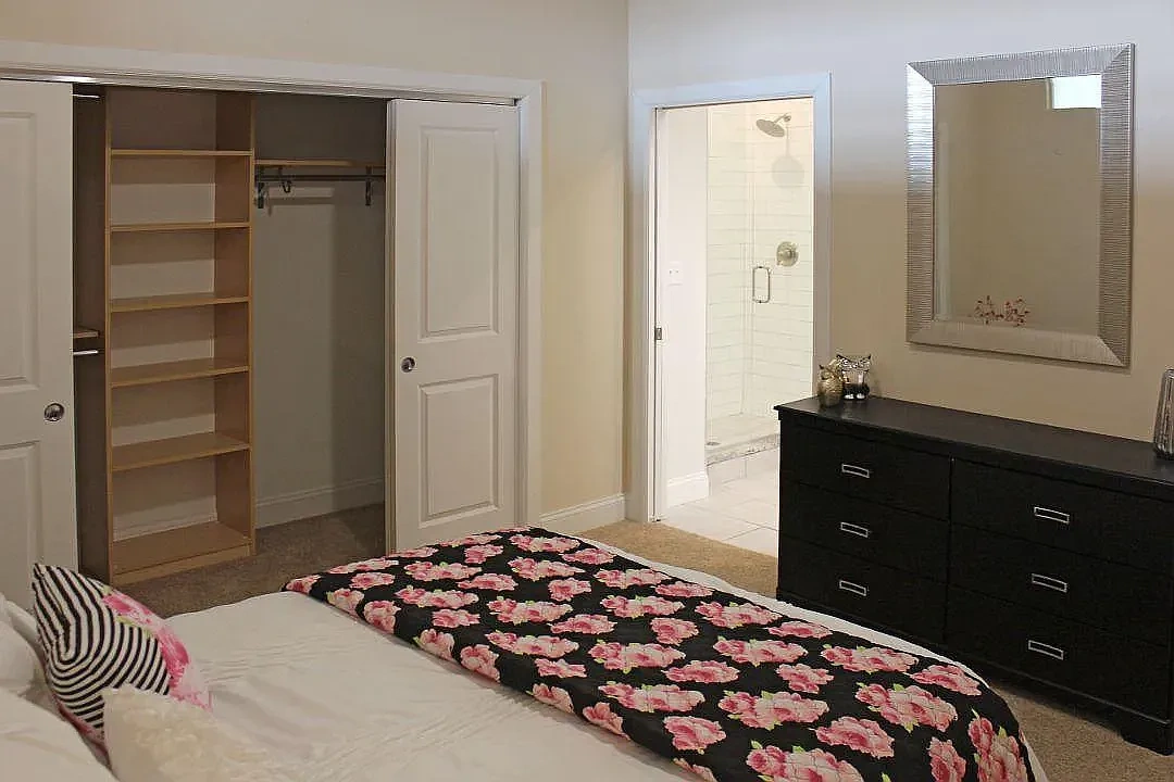 Residences at Halle – photo 3
