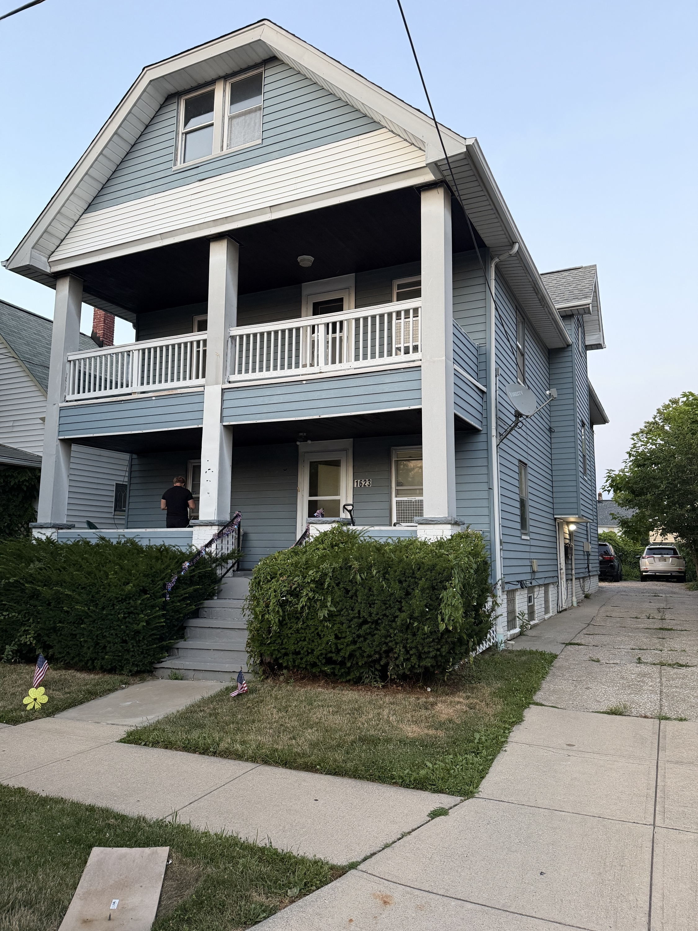 1623 Hopkins Ave unit 3 – photo 1