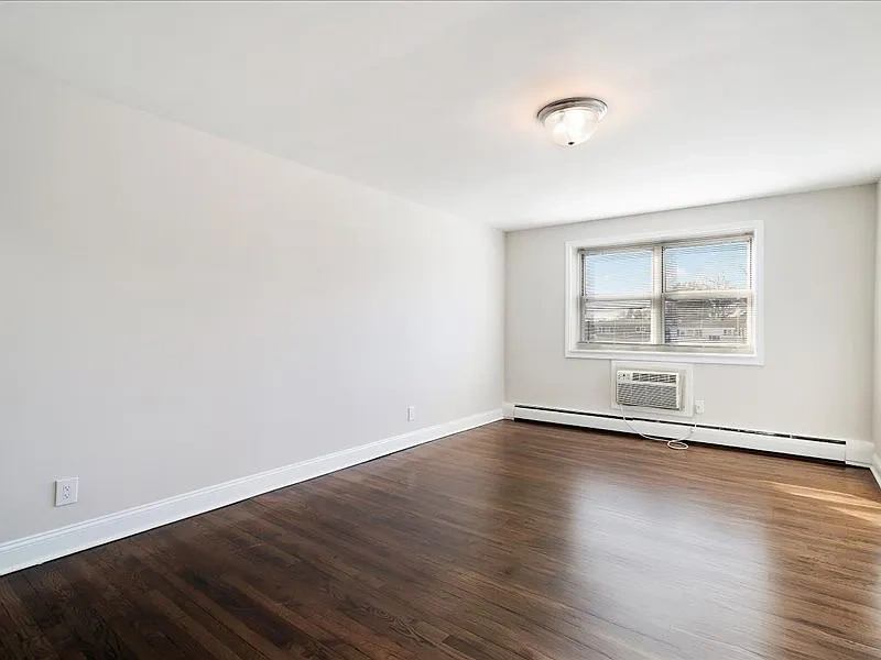Whitehouse Apartments – photo 5