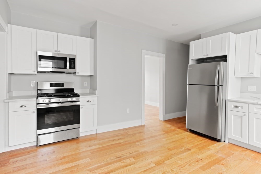 426 Bowdoin St unit 1 – photo 1