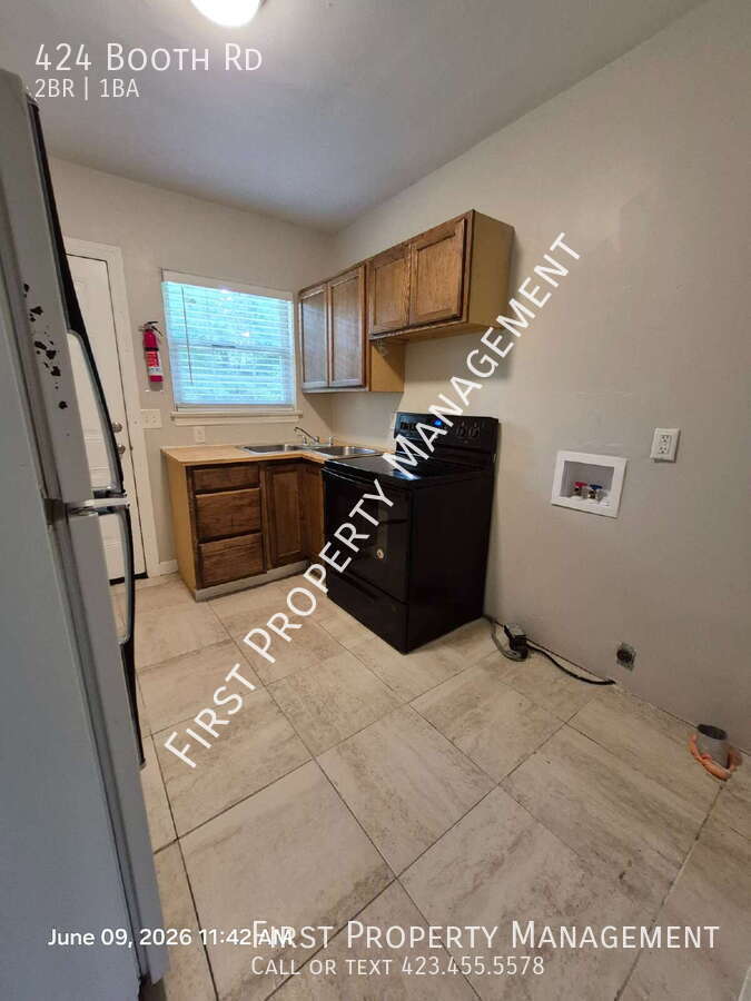 424 Booth Rd – photo 5