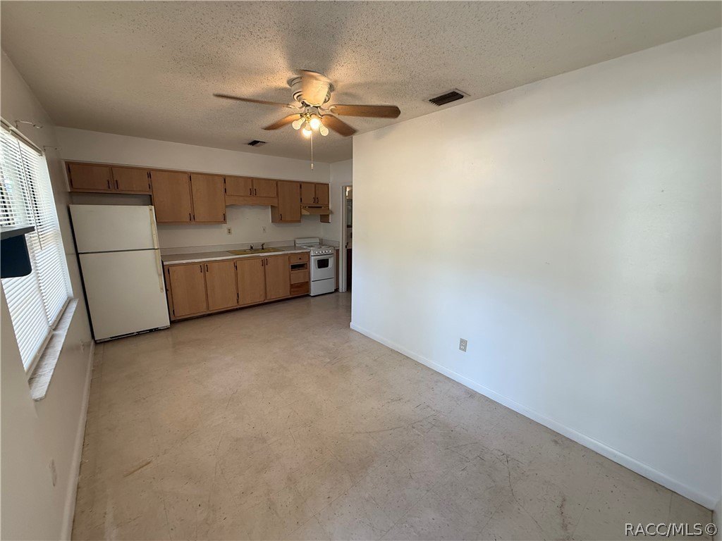 7115 W Porpoise Dr – photo 2