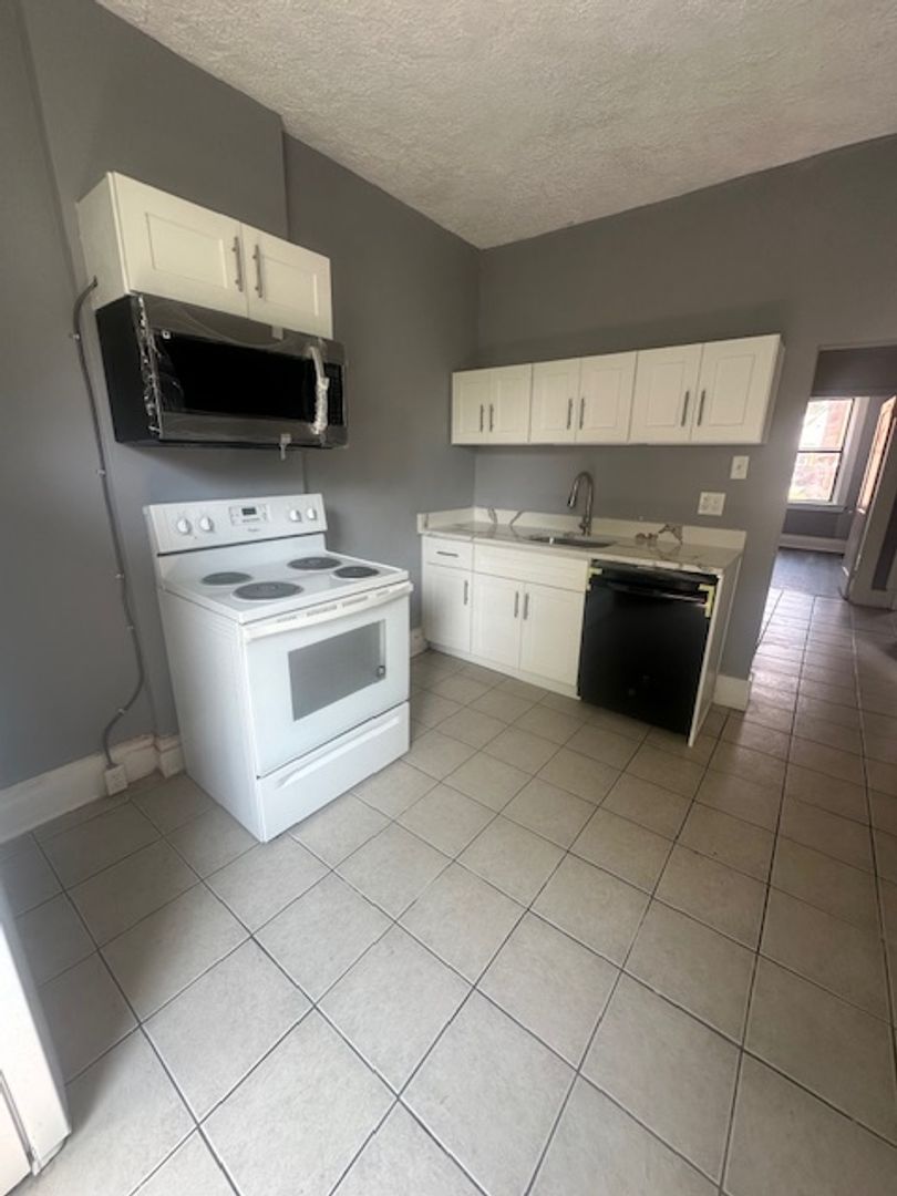 3017 Ashlyn St unit 3017 Ashlyn St 2 – photo 1