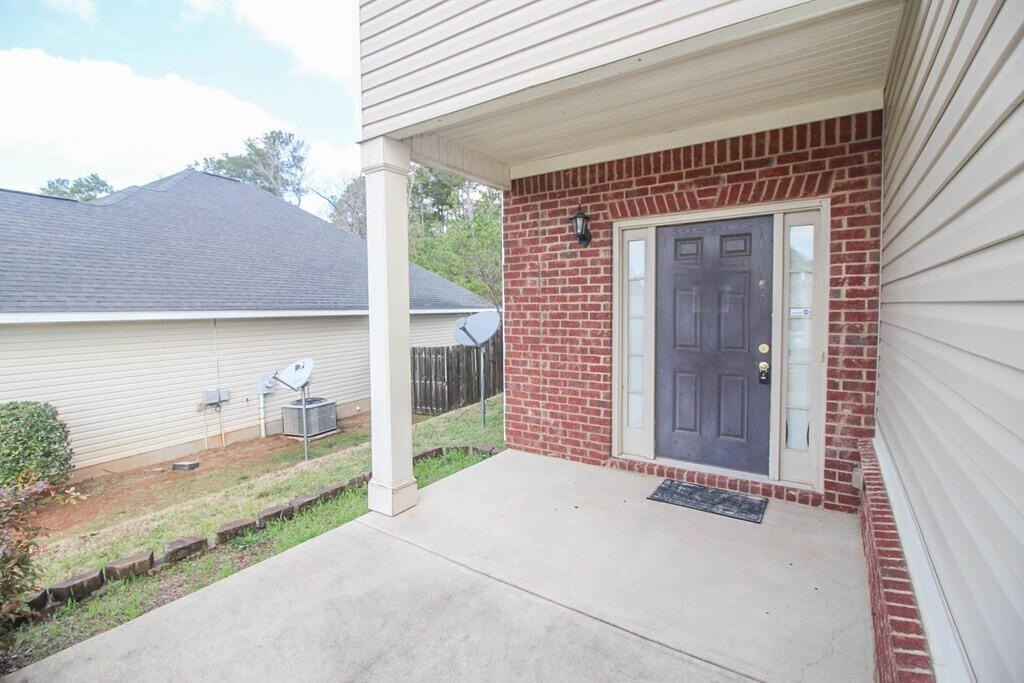 458 Lory Ln – photo 3