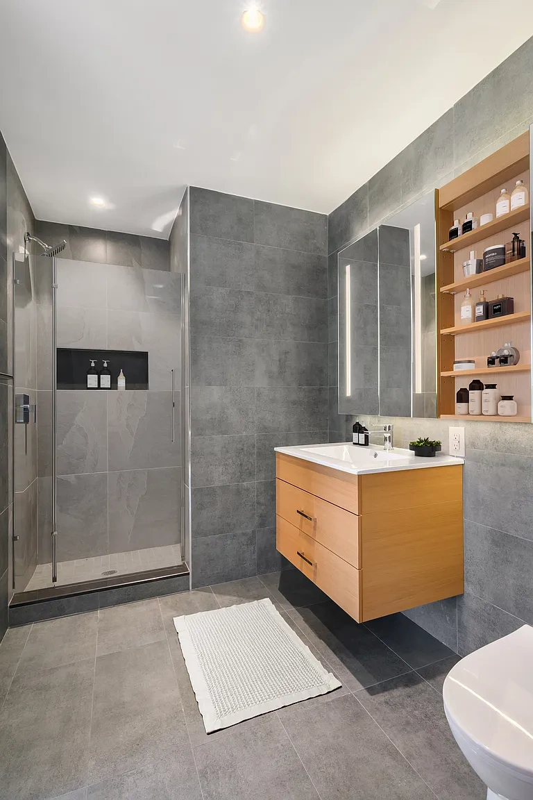 Hudson 44 – Floor plan