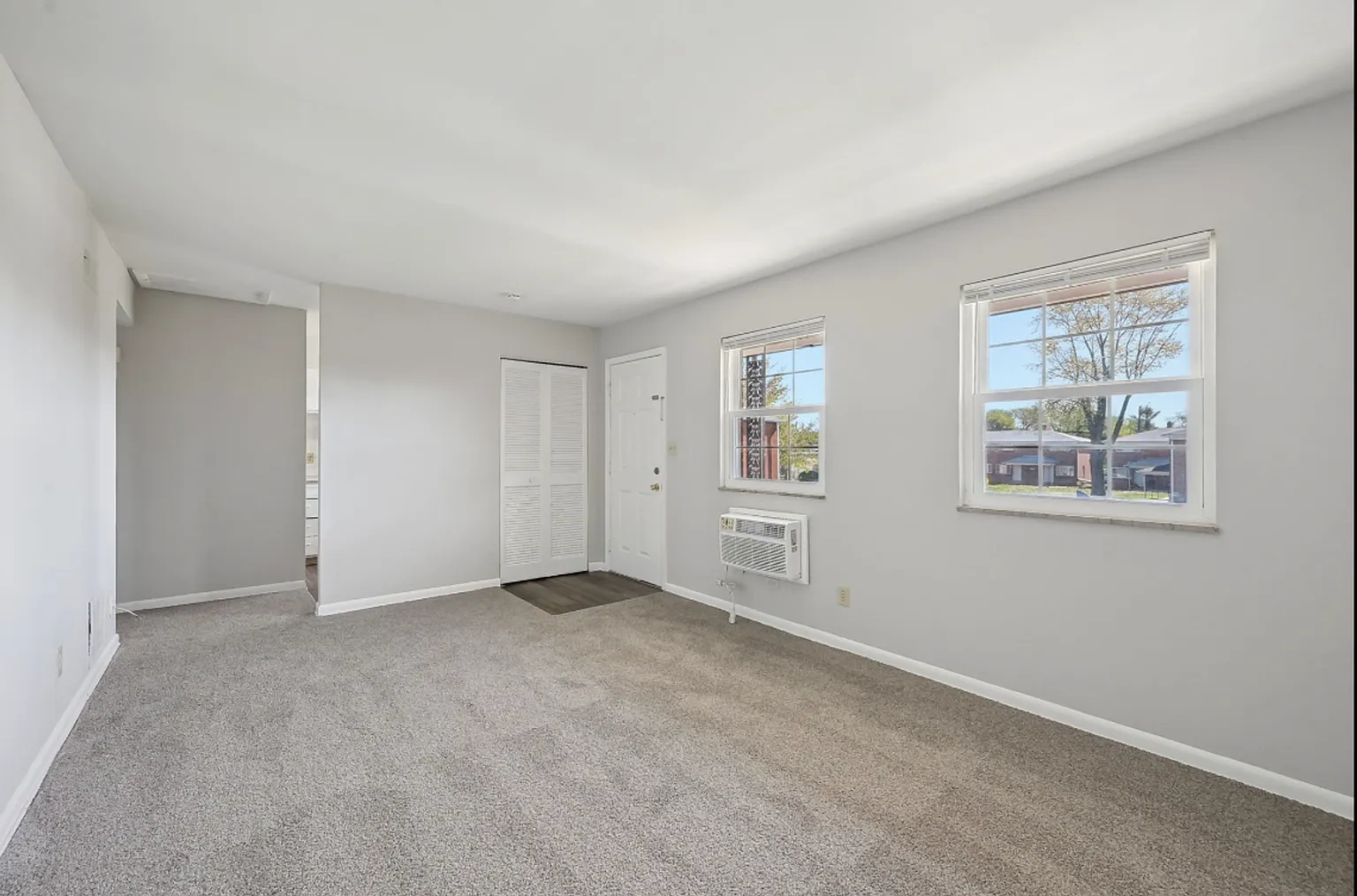 Worthington Court II – photo 1