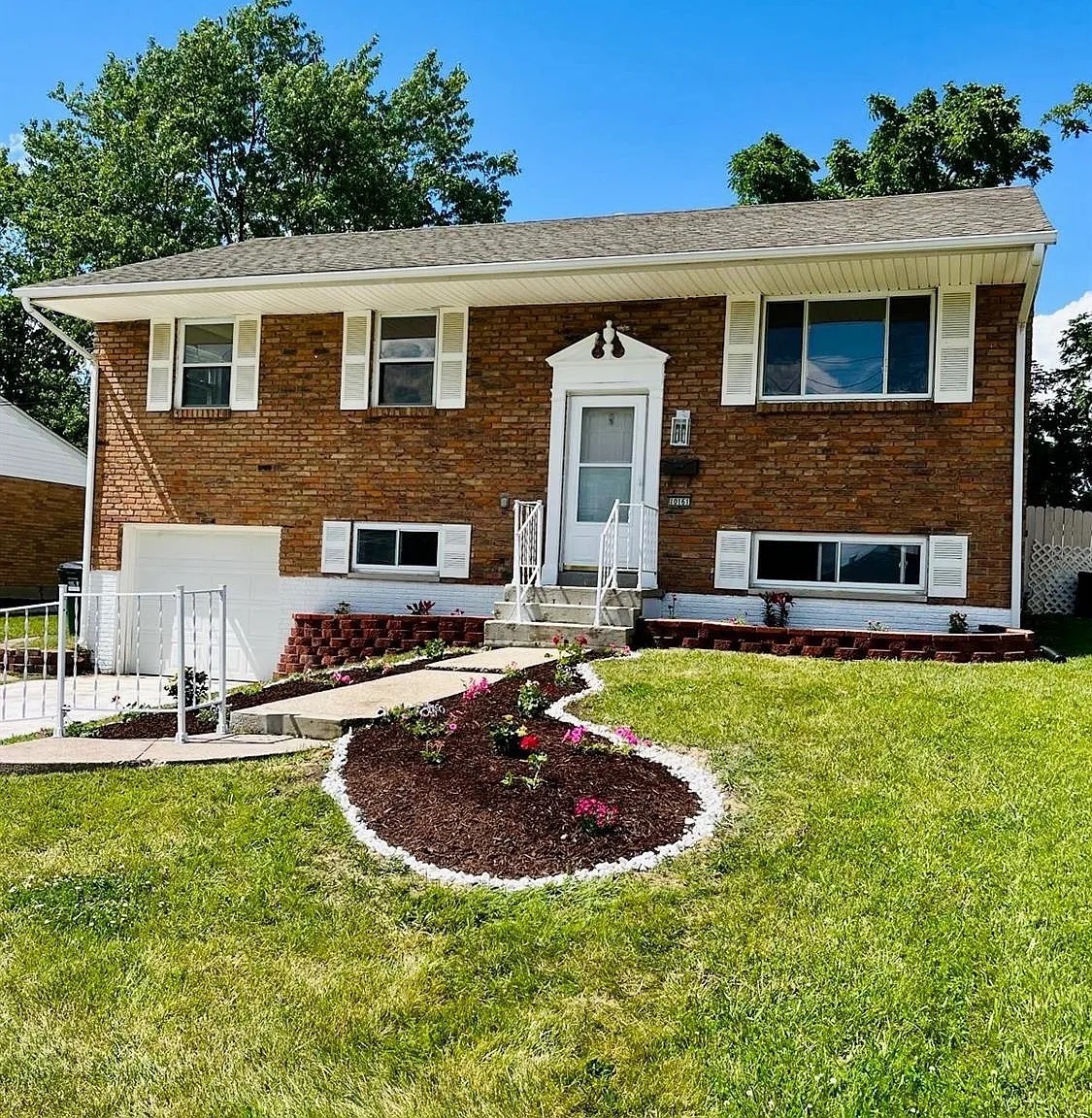 10161 Pottinger Rd – photo 1