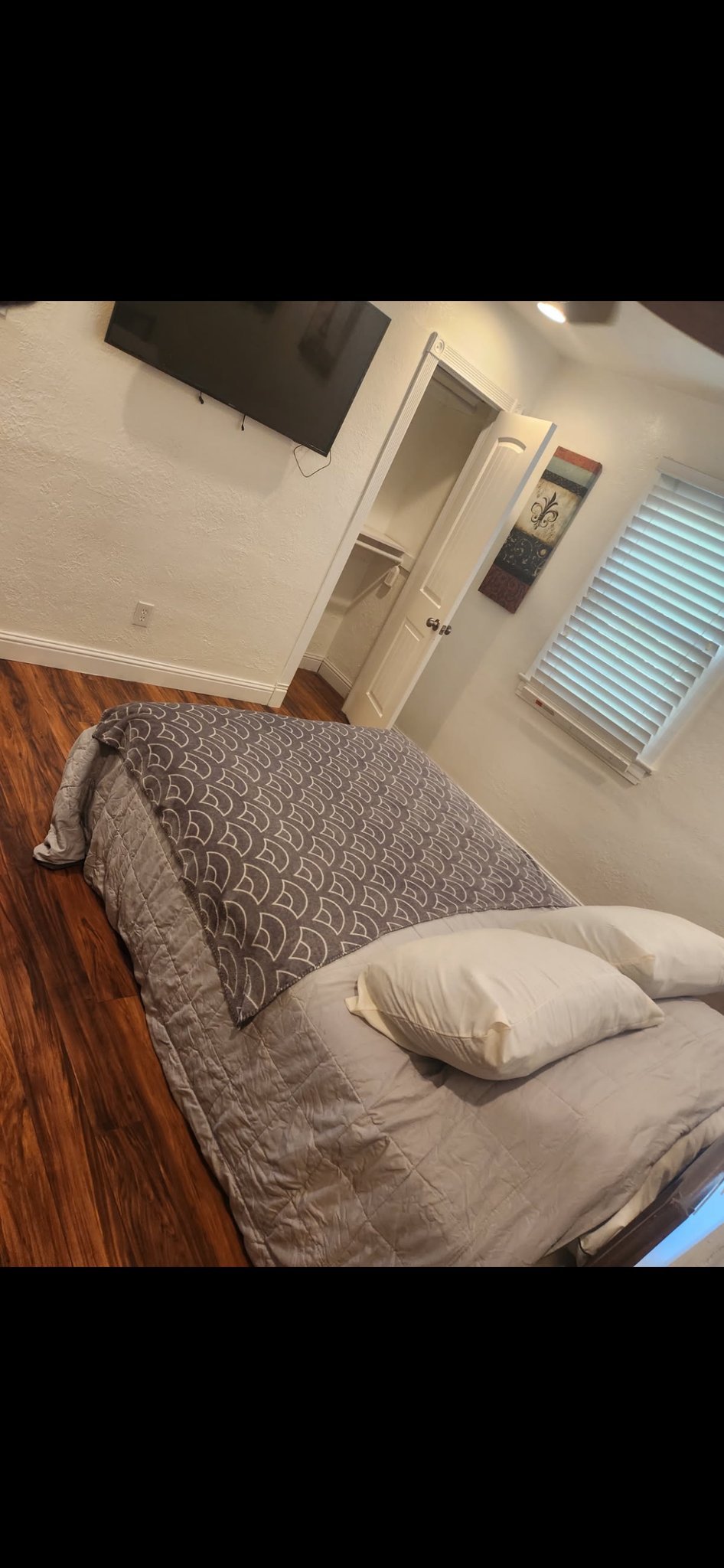 2750 S Imperial St – photo 3