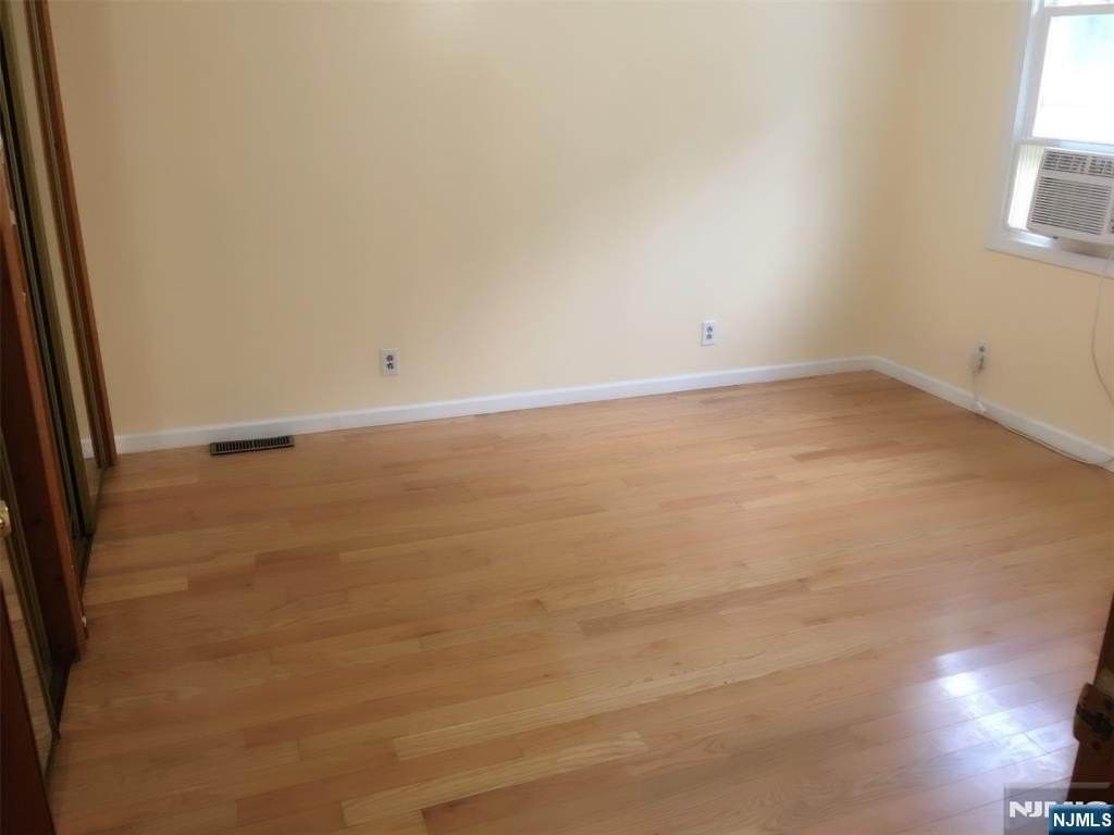 523 W Lookout Ave – photo 3