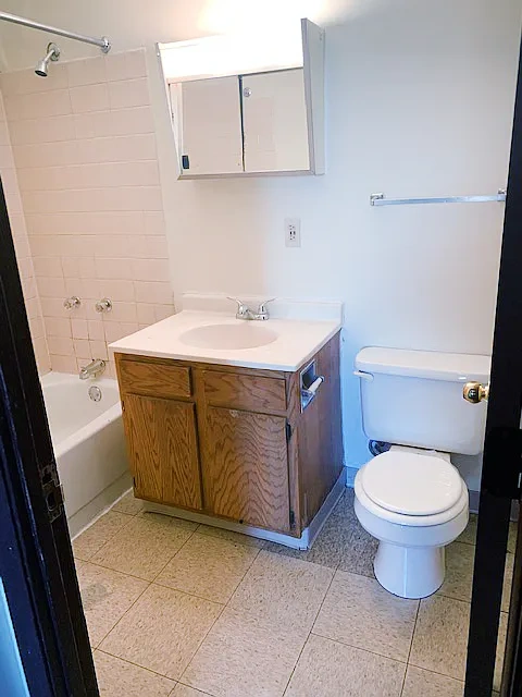 321 - 393 West 5th Avenue – photo 5