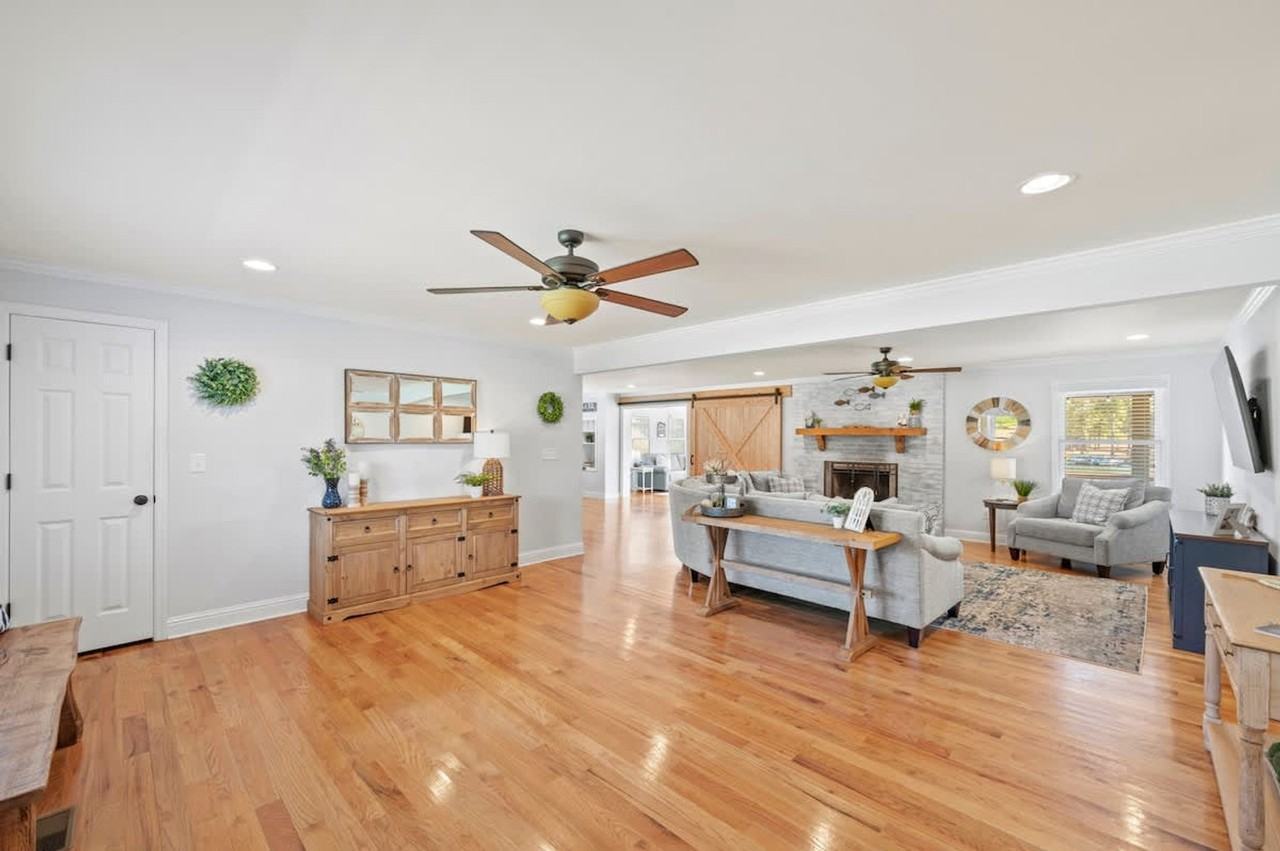 124 Clack Cir unit 1594704P – photo 4