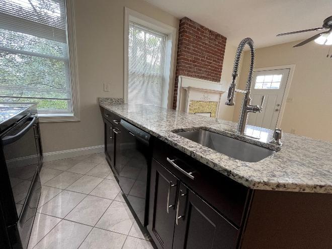 440 S Fairmount St – photo 3
