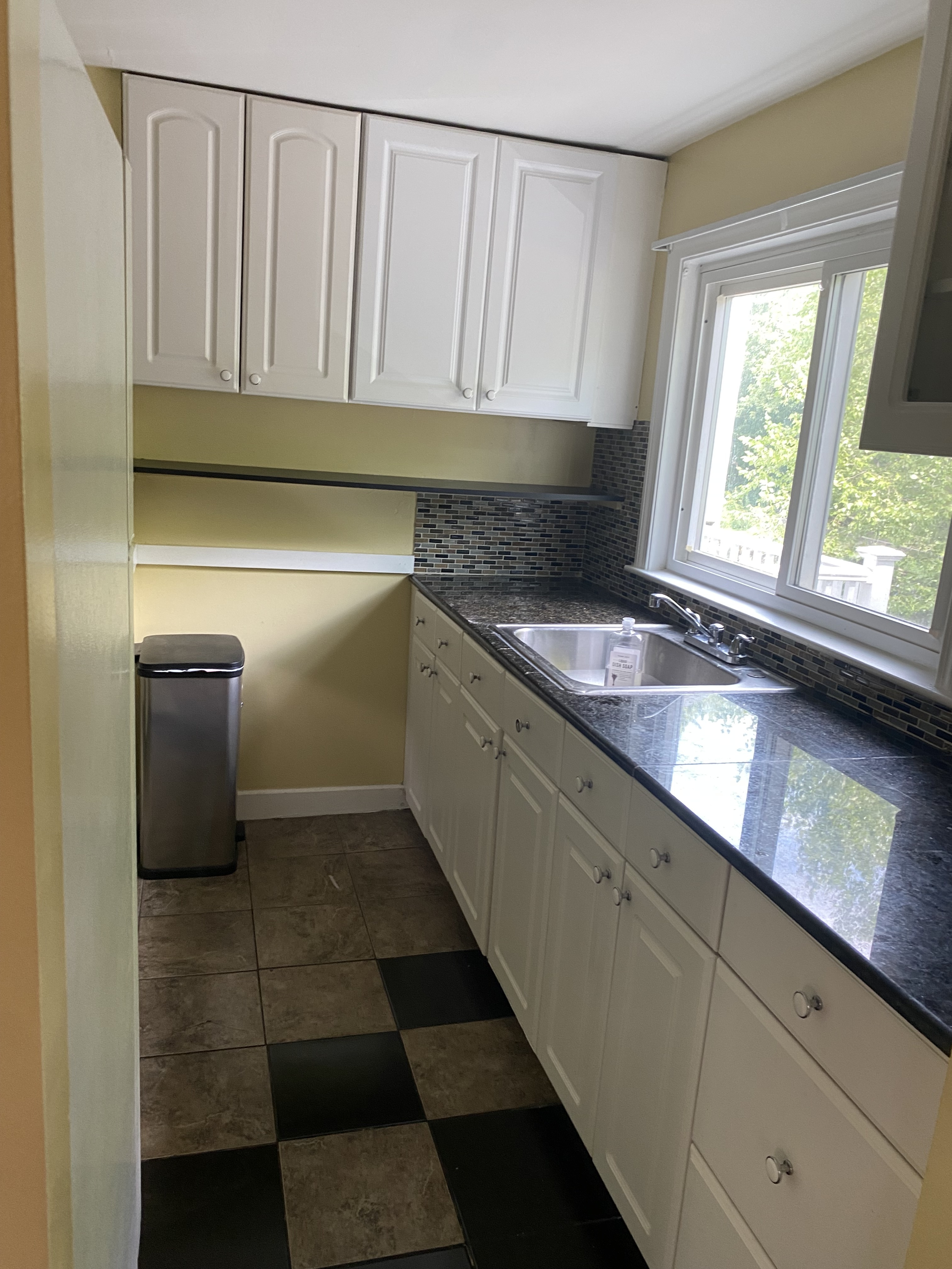 35 Sunnyside Ave – photo 5