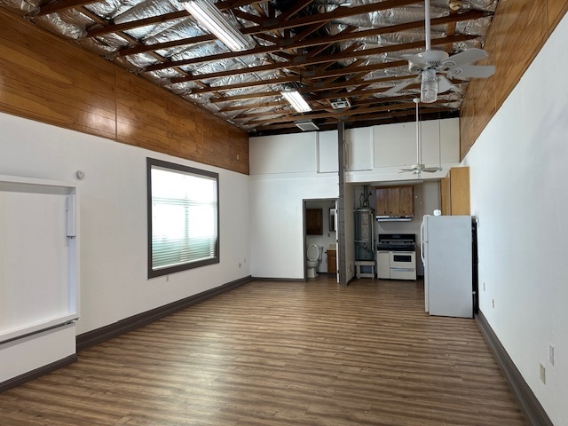 310 W Lupton St – photo 3