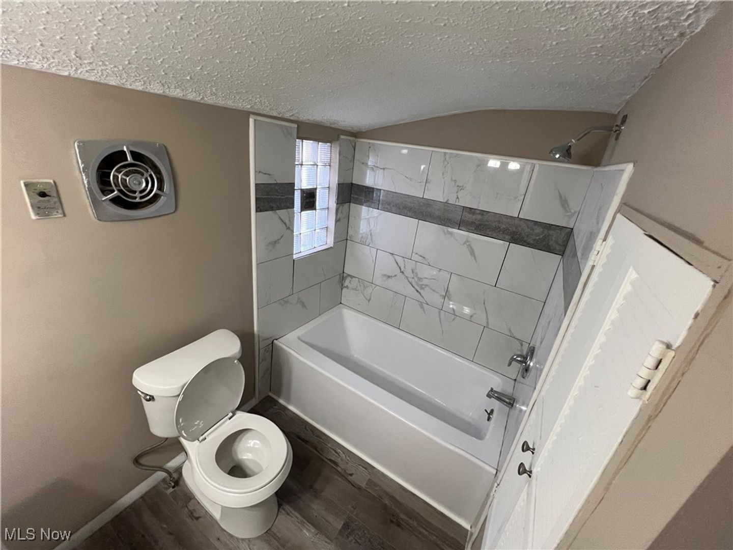 4617 E 173rd St – photo 1