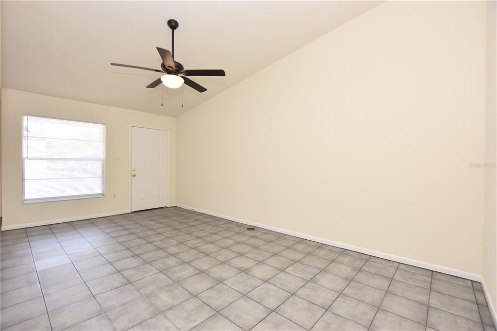 1804 Crystal Grove Dr – photo 3
