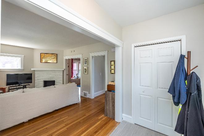 2588 Queenston Rd – photo 5