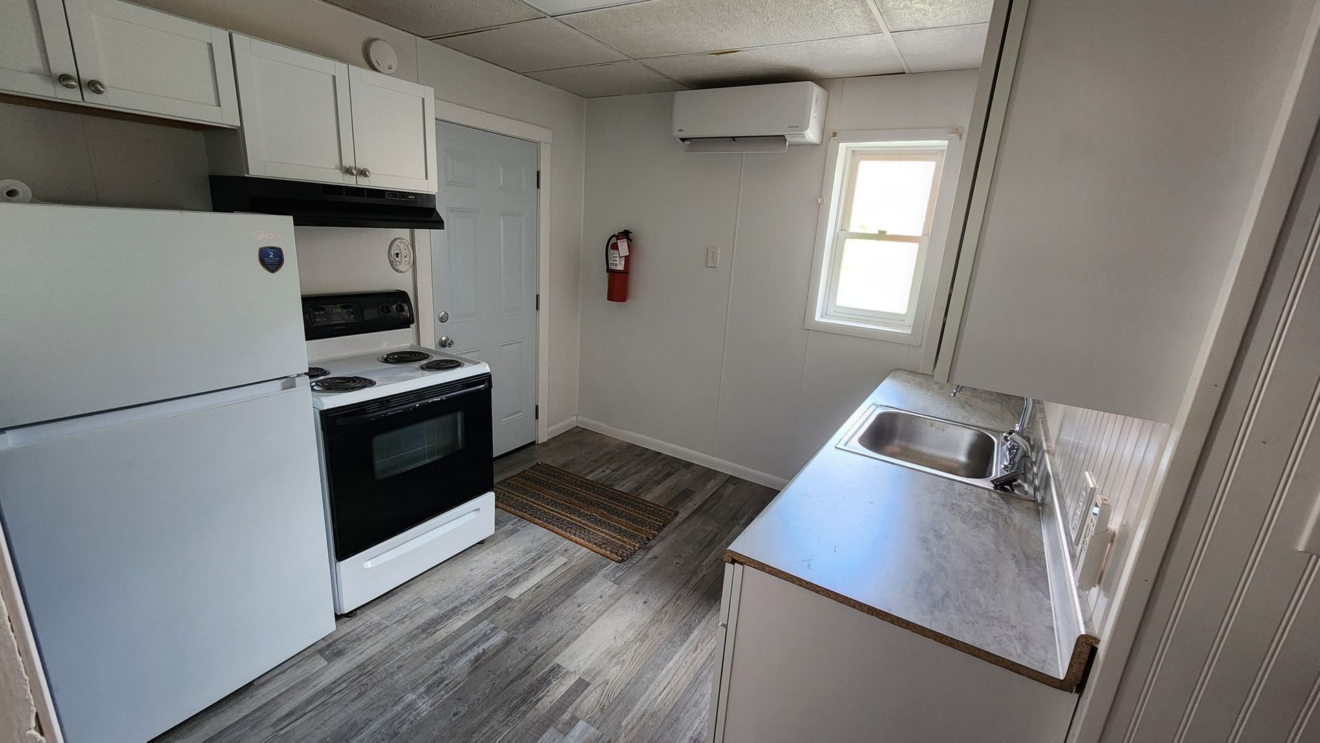 11 S Market St unit 11 S Market st Apt A 2nd FL Rear – photo 4