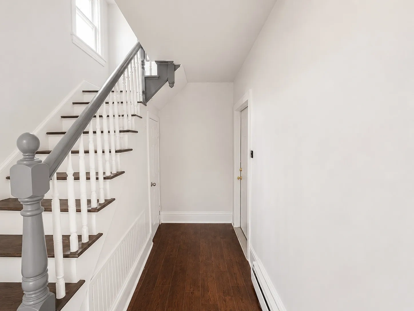 272 S 11th St – photo 2