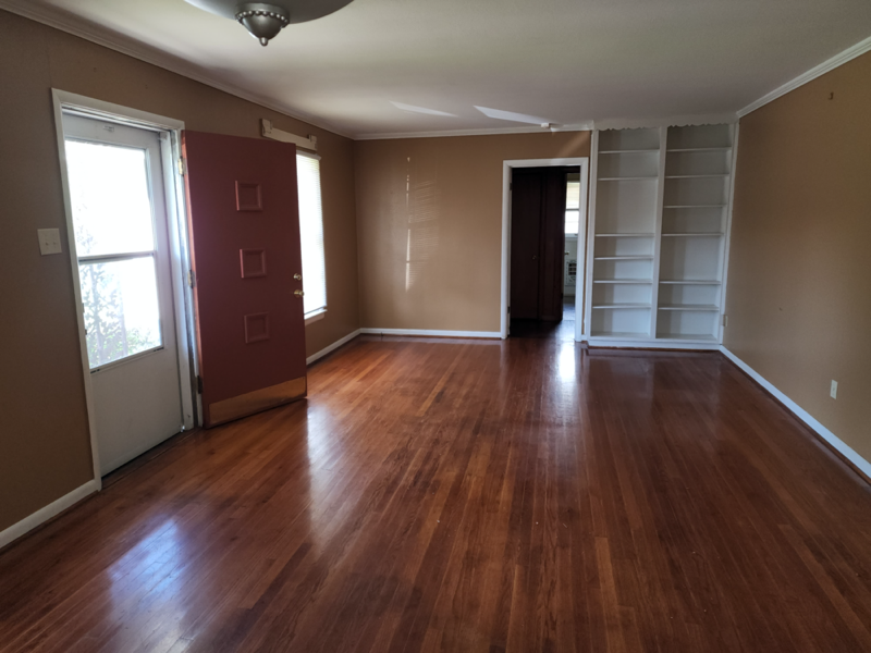 402 W 27th Ave – photo 3