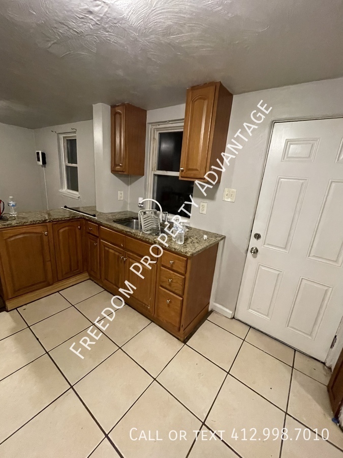 291 Greenlee Rd – photo 2