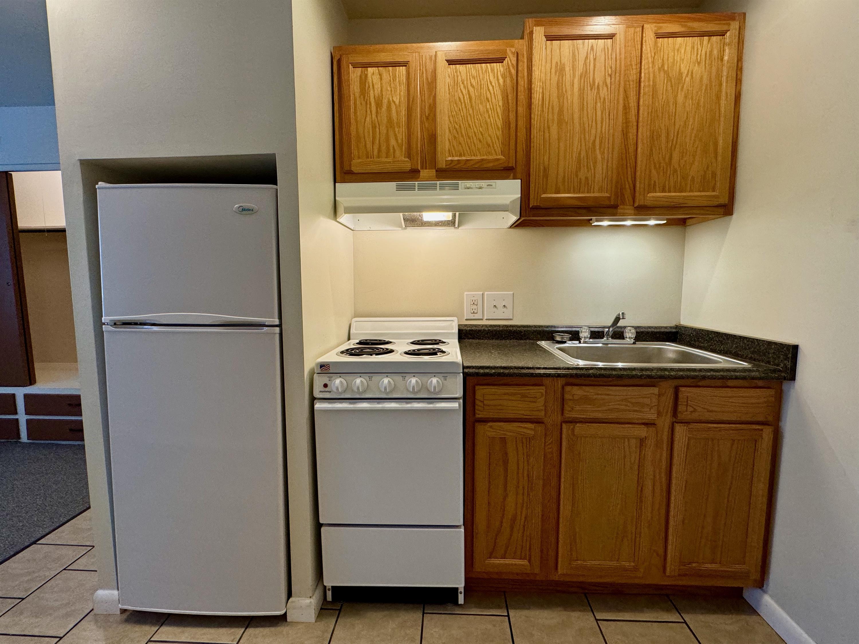 512 S Hays Ave unit # 12 – photo 2
