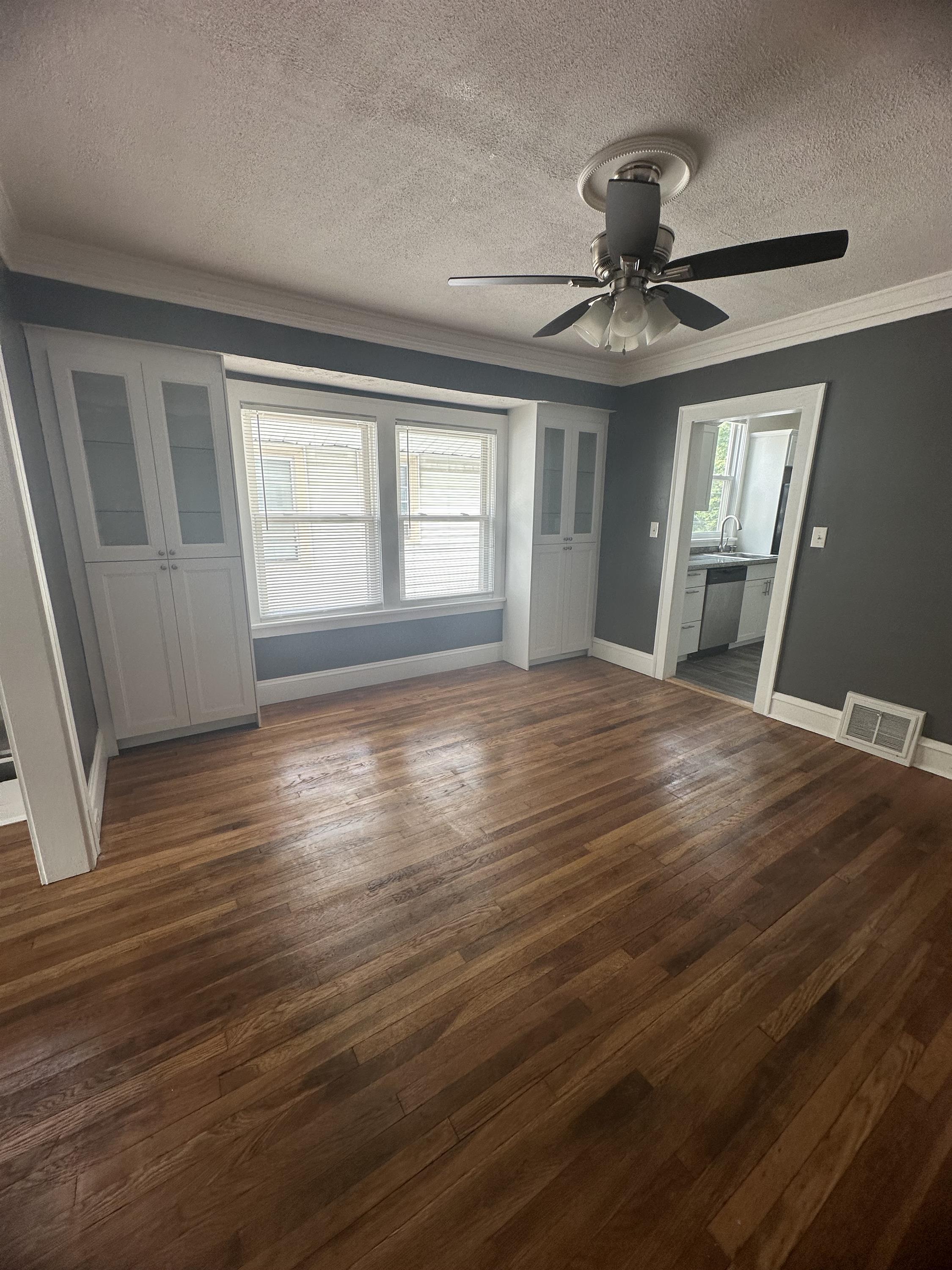 1337 W 106th St – photo 5