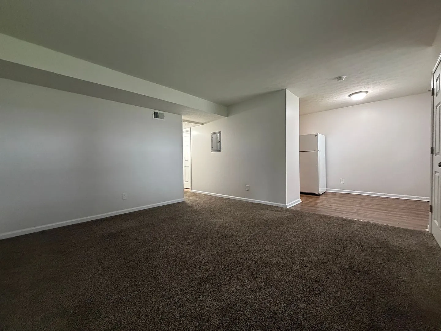421 Poplar Level Ct, Louisville – photo 3