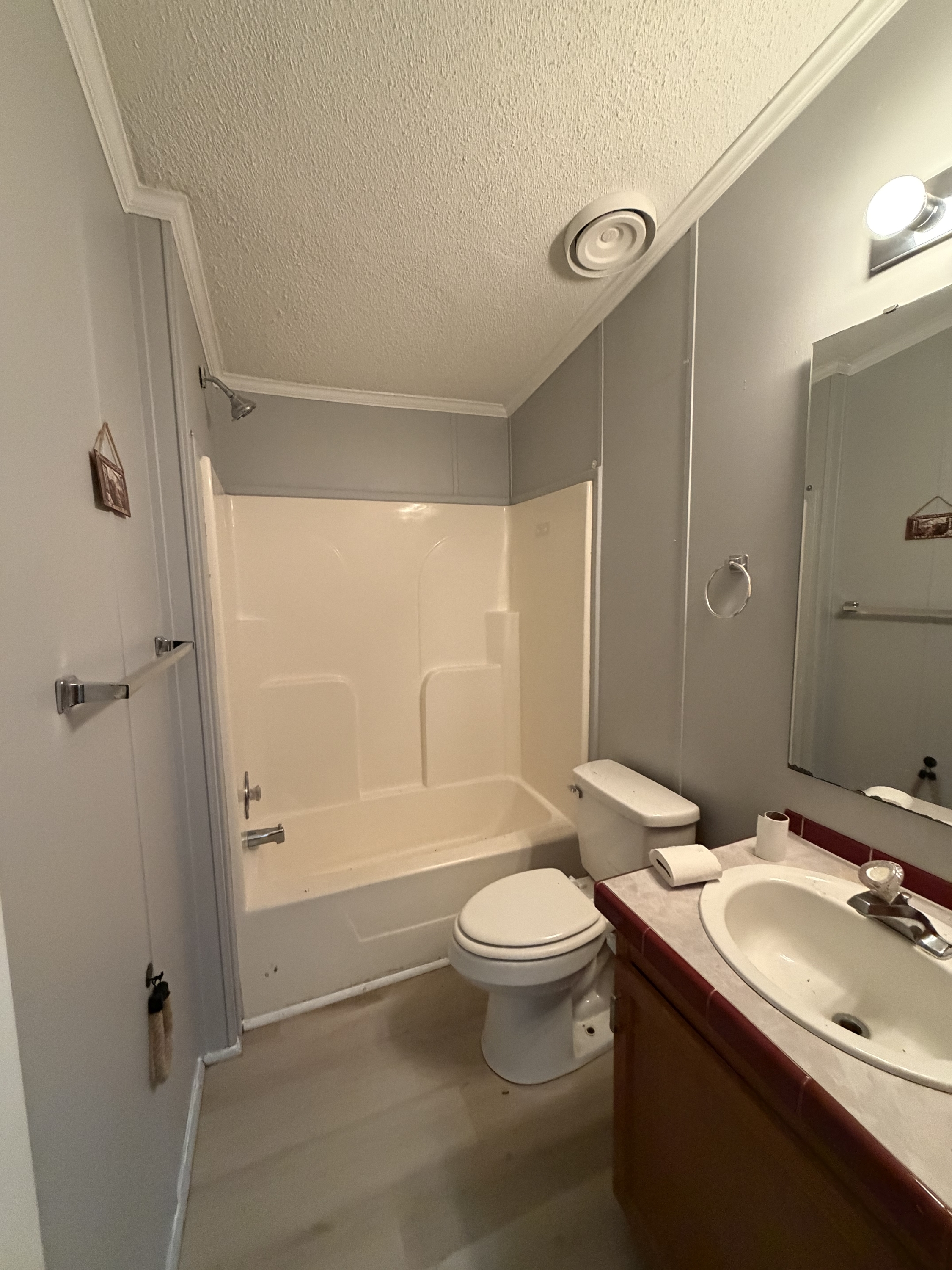 136 Forest Valley Dr – photo 4