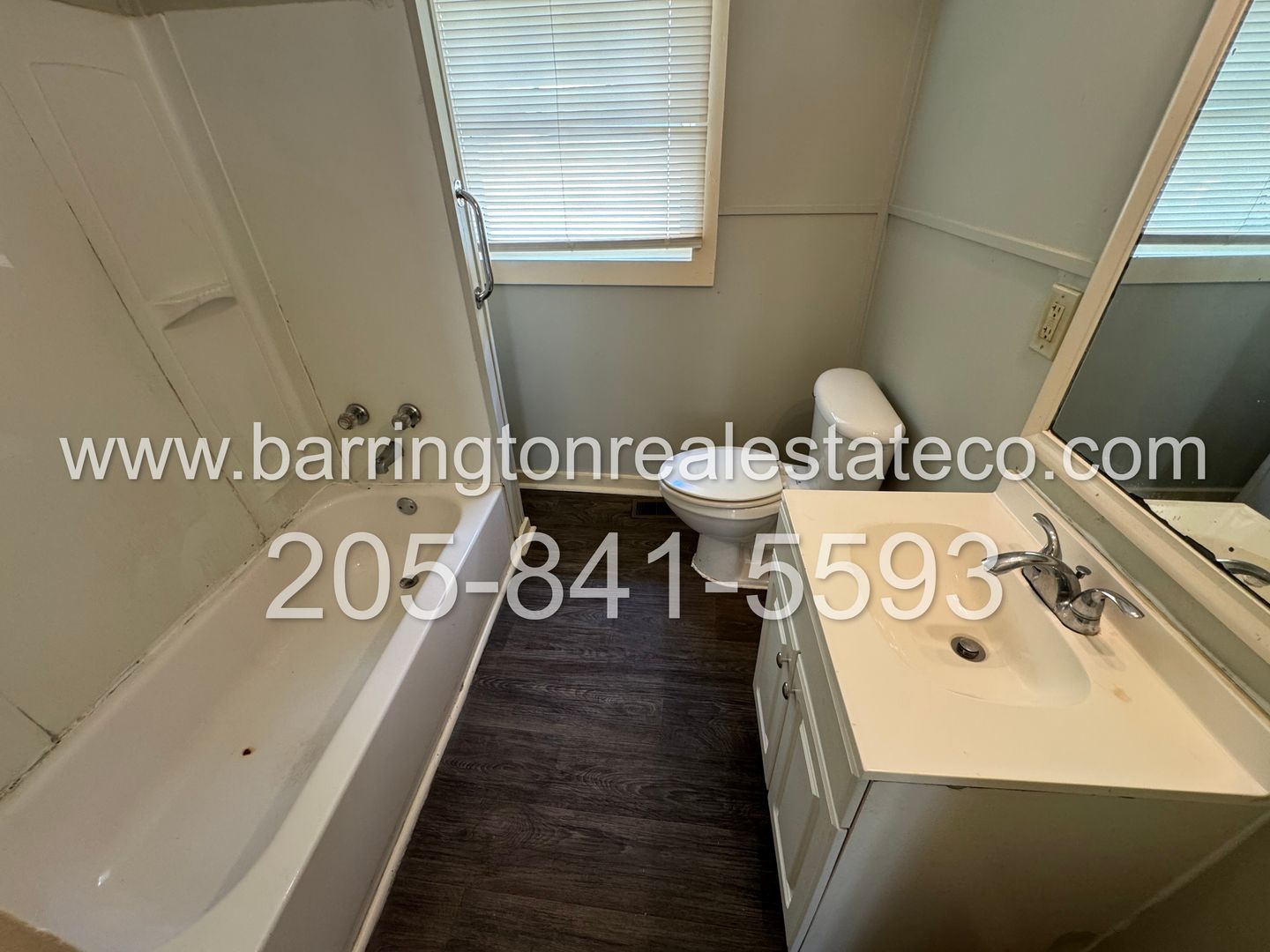 1909 Holbrook Ave – photo 5