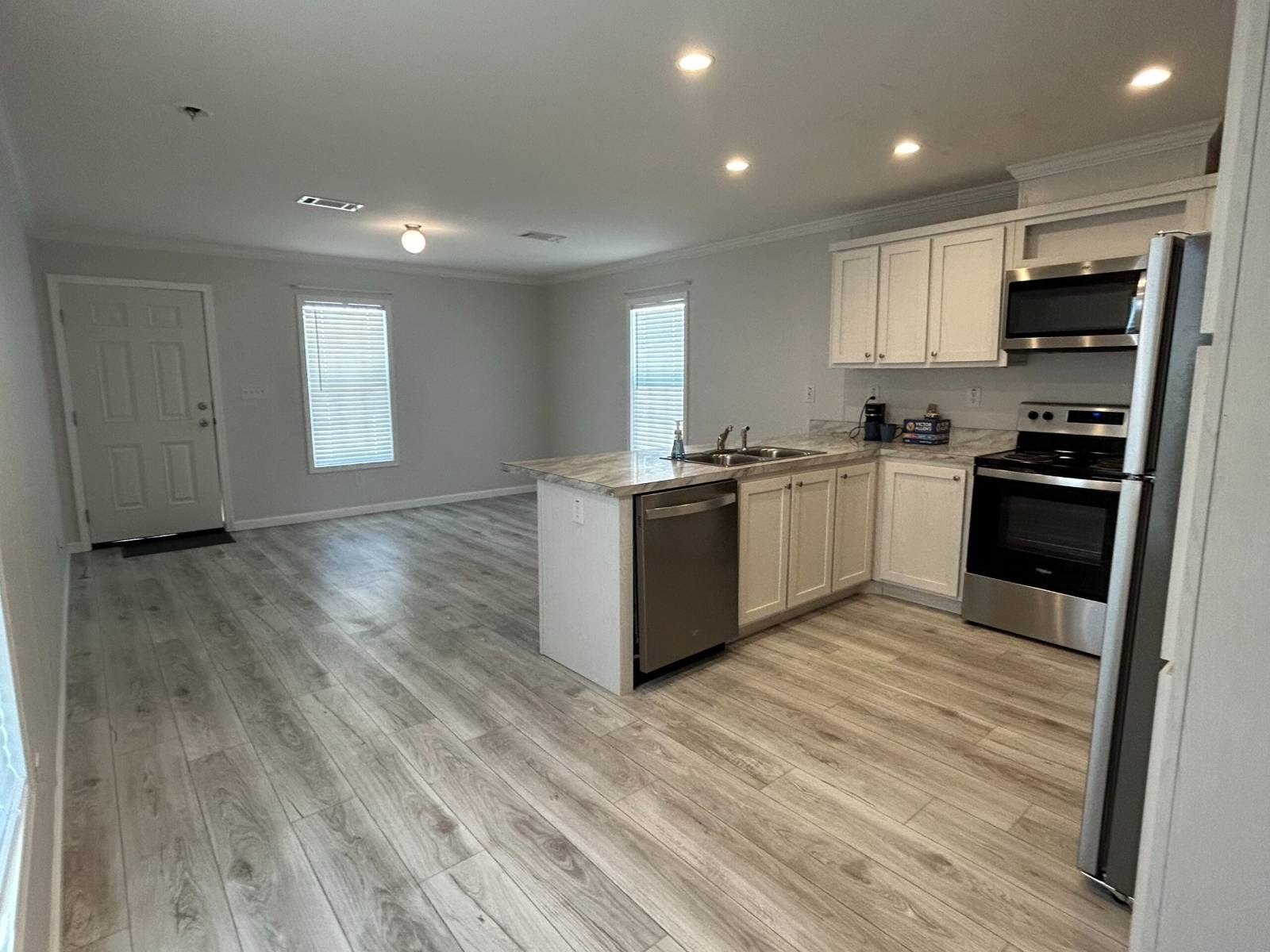 925 301 Blvd E #19 – photo 2