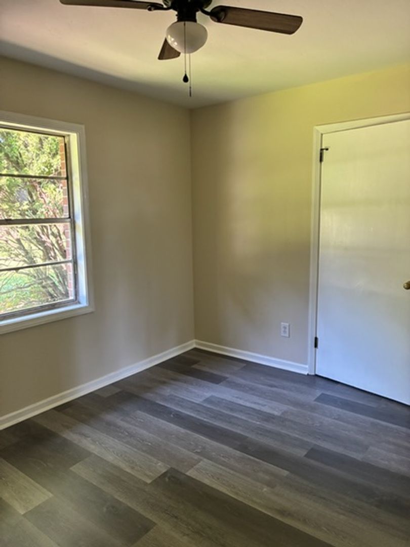 1400 Shepherd Dr unit 20 * – photo 5