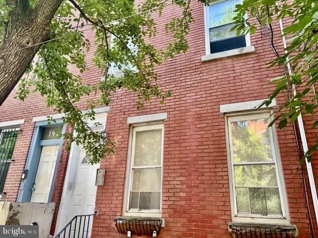 1930 Bainbridge St #1R – photo 1