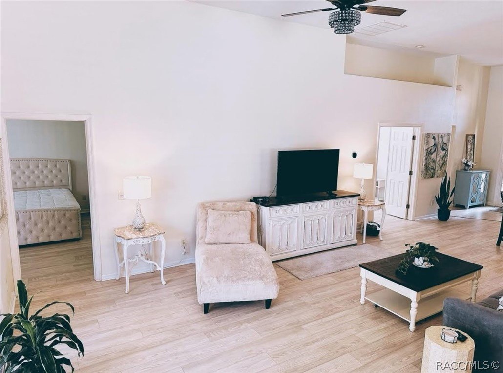 1281 W Diamond Shore Loop – photo 3