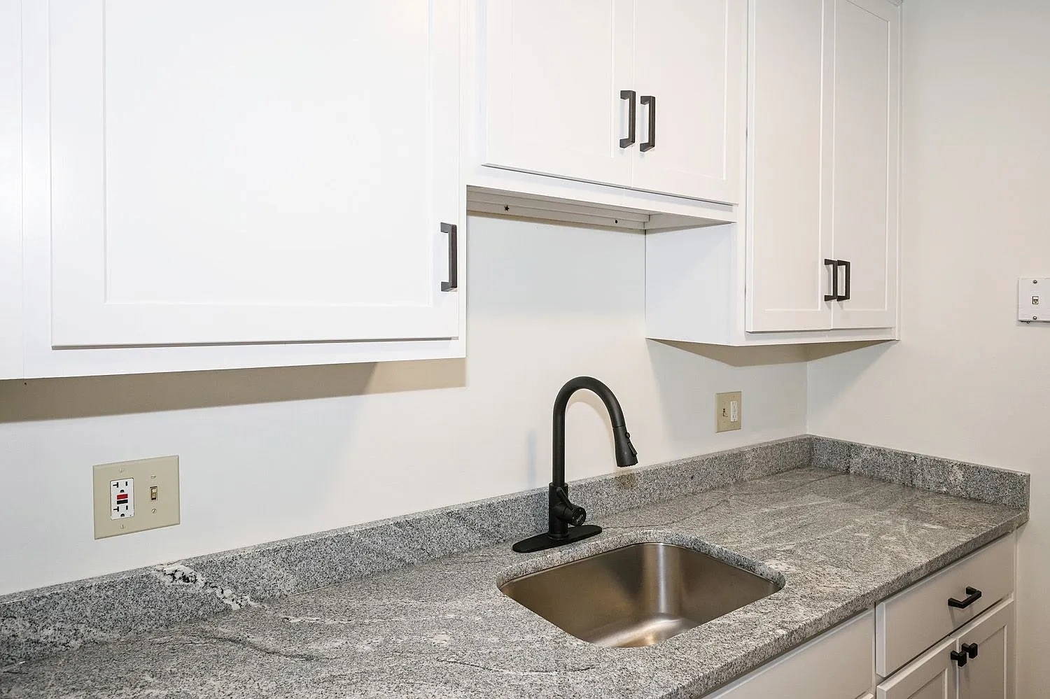 The Ridgeview Apartment – photo 3