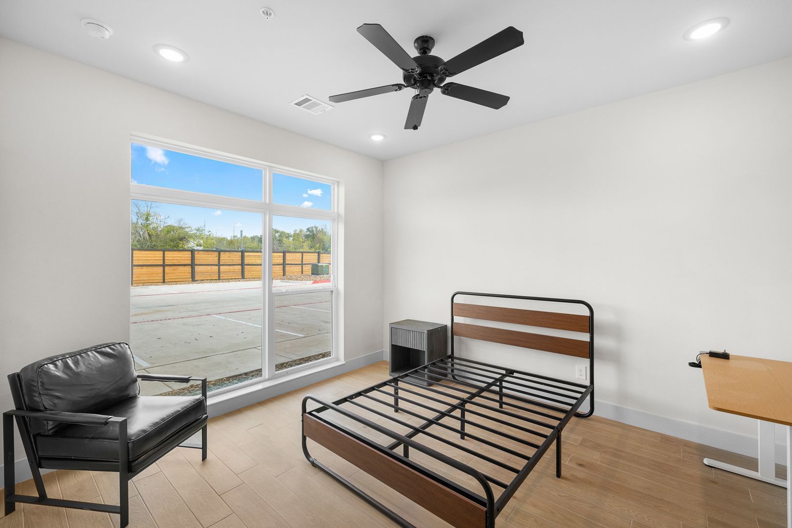 2539 E Villa Maria Rd – photo 5