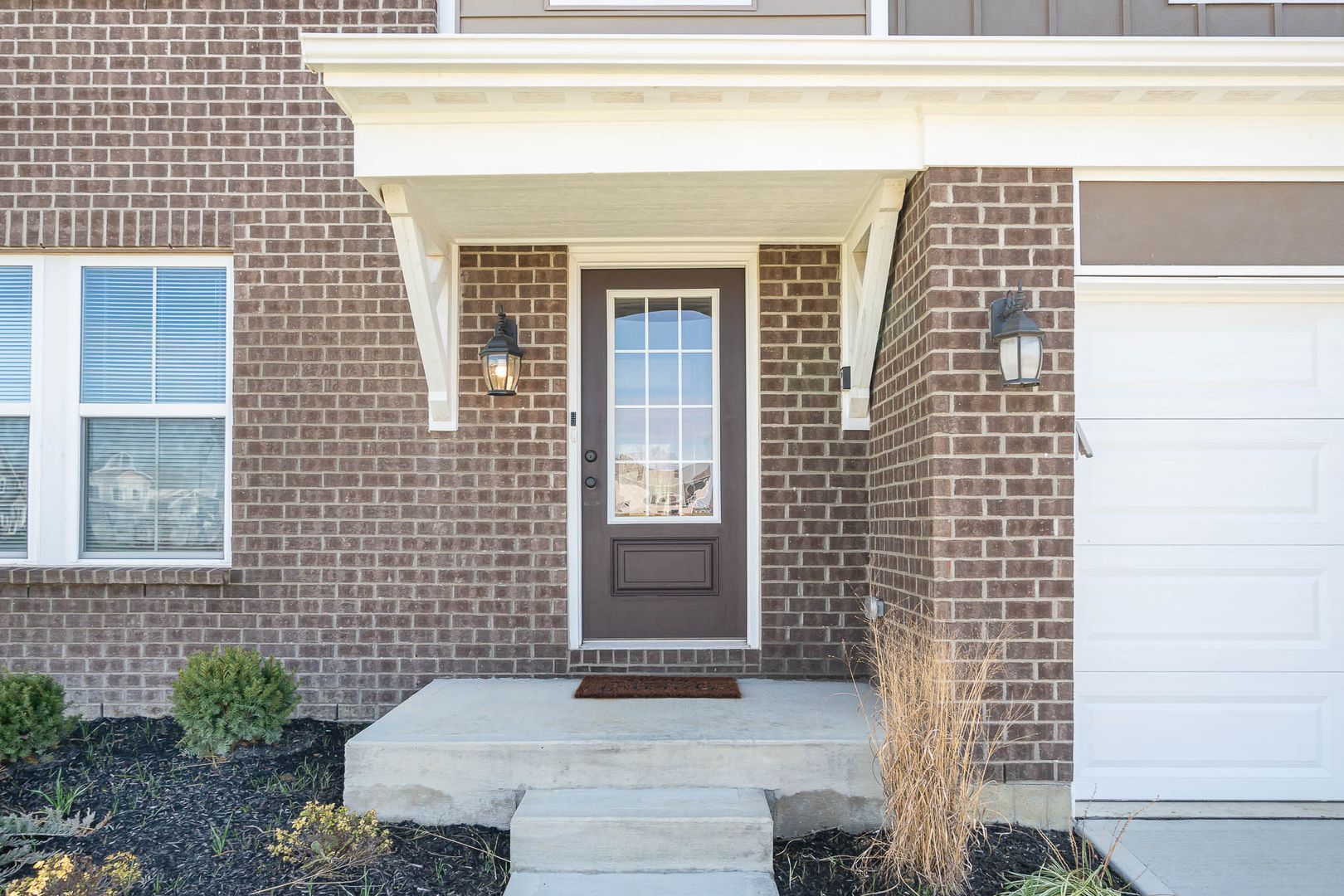 5738 Azra Ct – photo 2