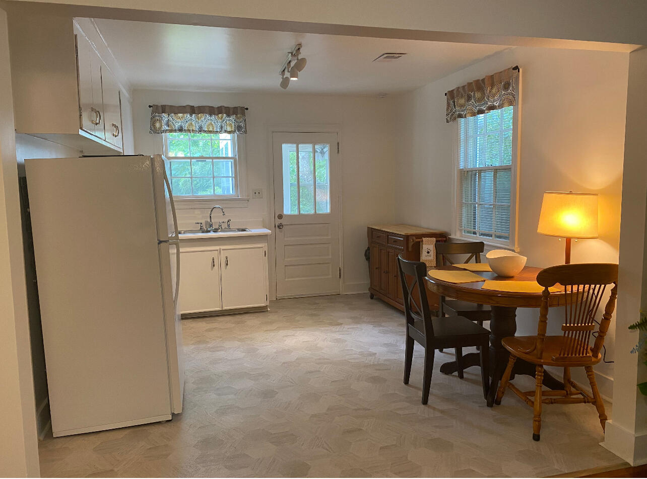 103 N Laurel St – photo 4