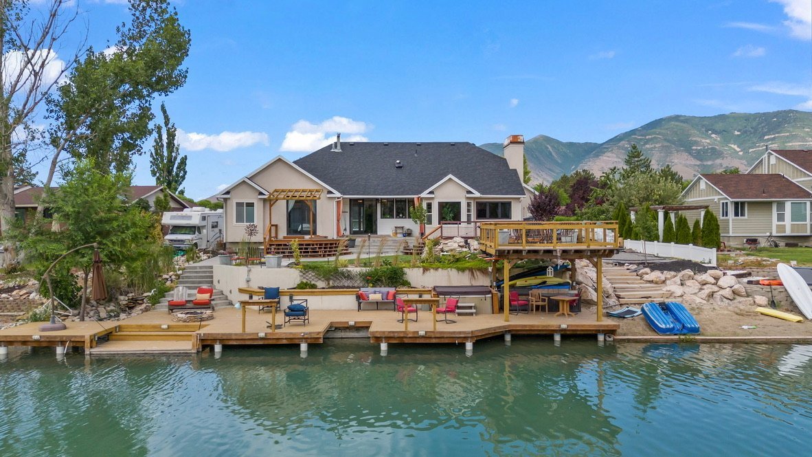 18 Lakeview Dr – photo 1