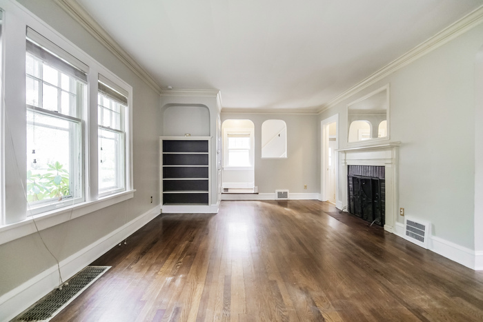 3574 Avalon Rd – photo 2