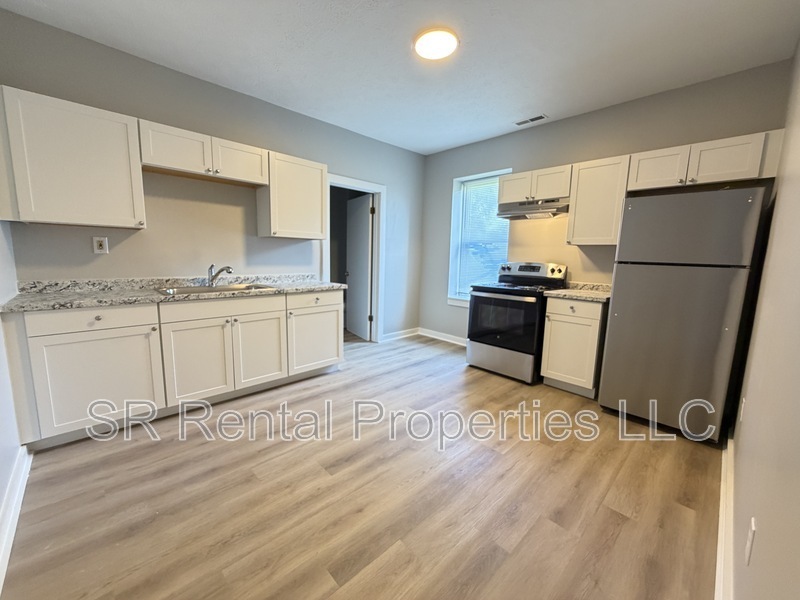 243 S Main St unit 3 – photo 1