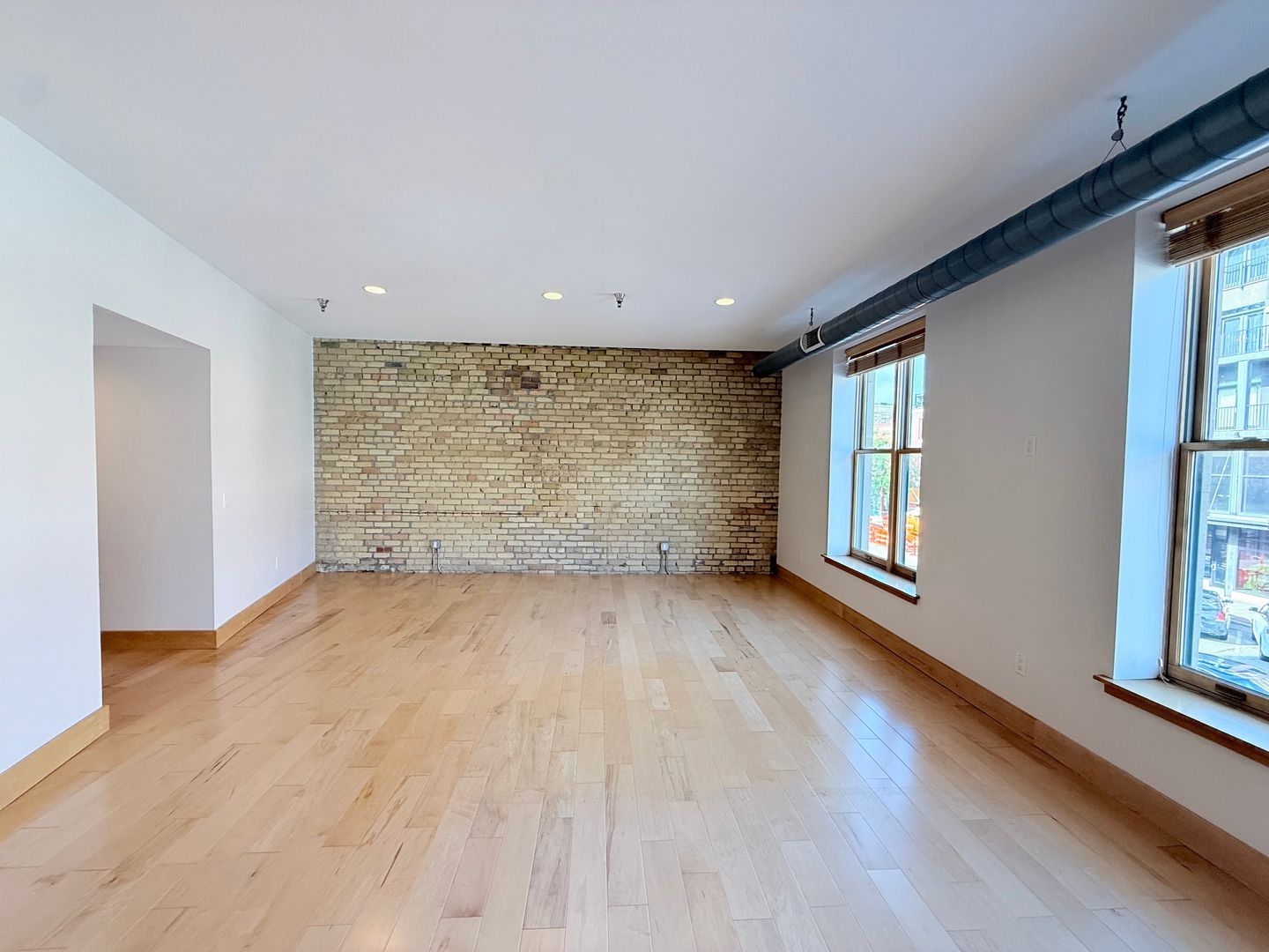 319 Broadway N unit 202 – photo 3